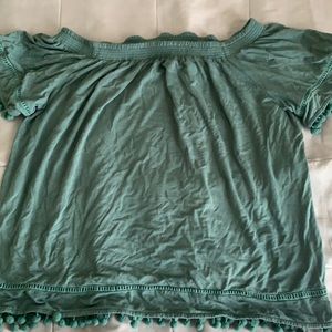 Green short sleeve shirt